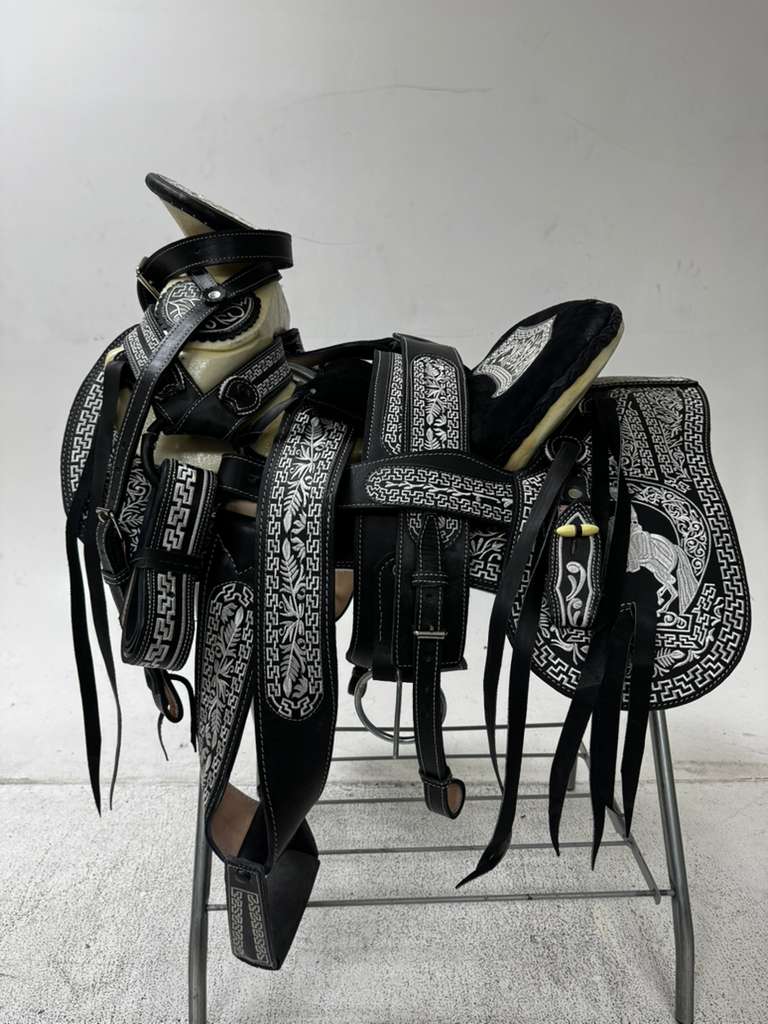 Charro Saddle – Black & White “La Sombra Real” Edition (15.5”)