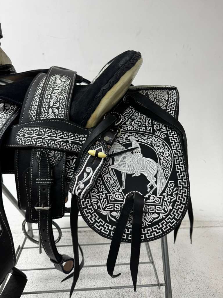 Charro Saddle – Black & White “La Sombra Real” Edition (15.5”)