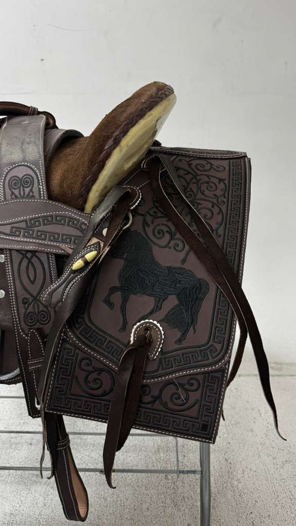 Charro Saddle – Dark Chocolate “El Cazador” Edition (15.5”)
