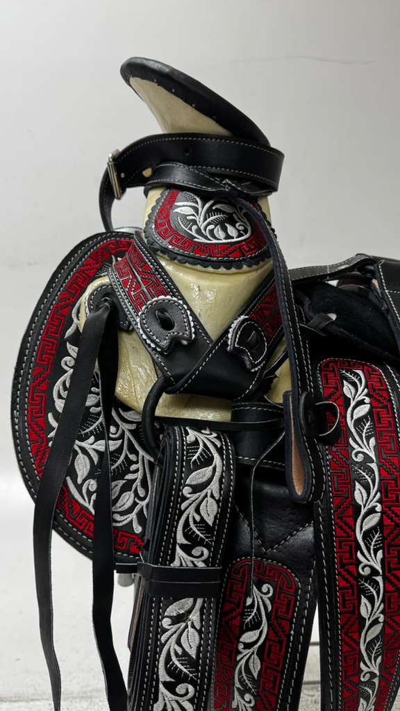 Charro Saddle – Black/Red “La Rosa Guerrera” Edition (15.5")