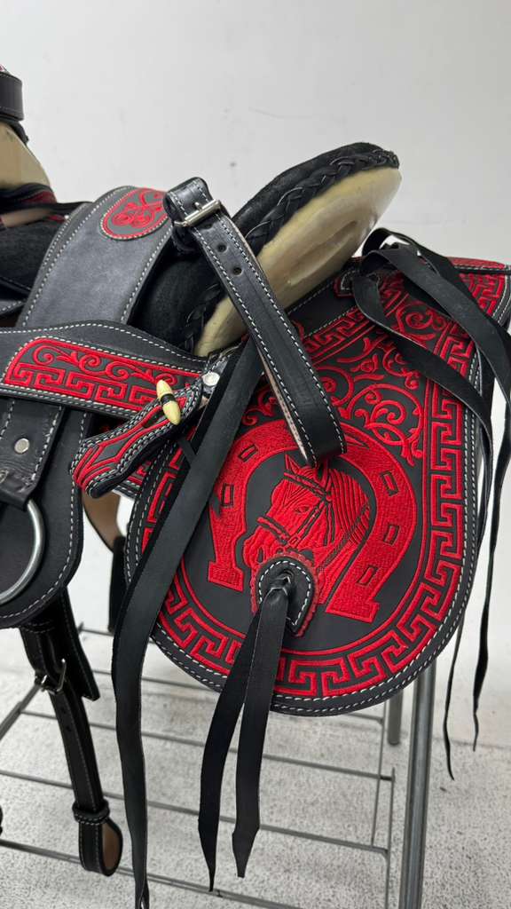 Charro Saddle – Black & Red “La Sombra Roja” Edition (15.5”)