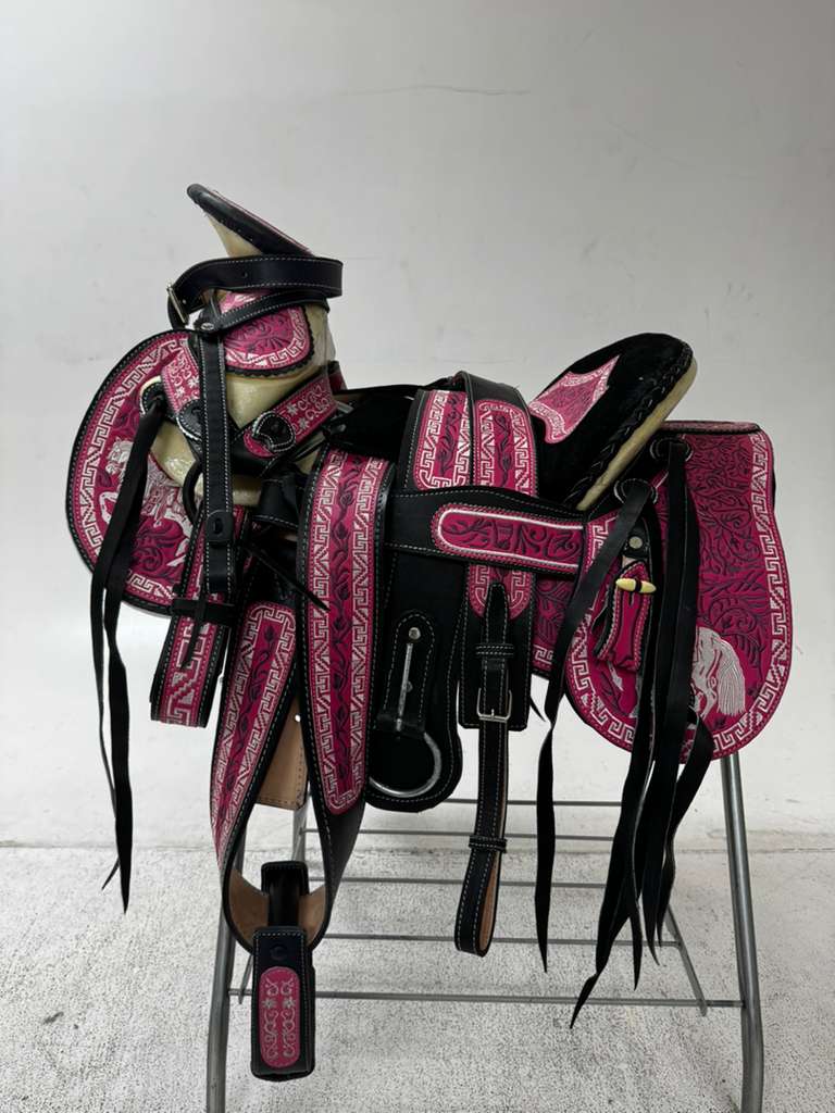Charro Saddle – Magenta & Black “La Rosa Fuerte” Edition (15.5”)