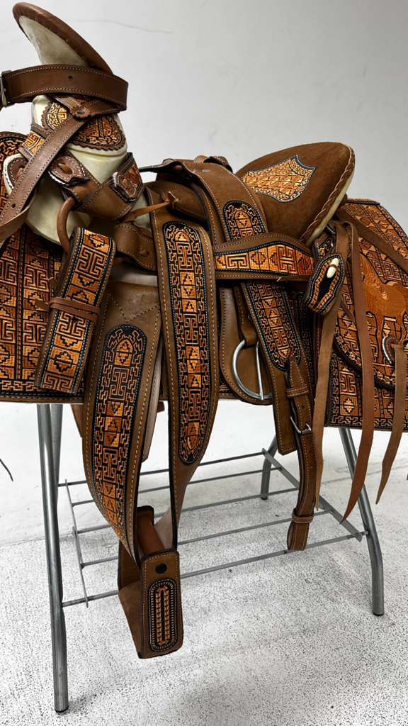 Charro Saddle – Tan & Bronze “El Tesoro Azteca” Edition (15.5”)