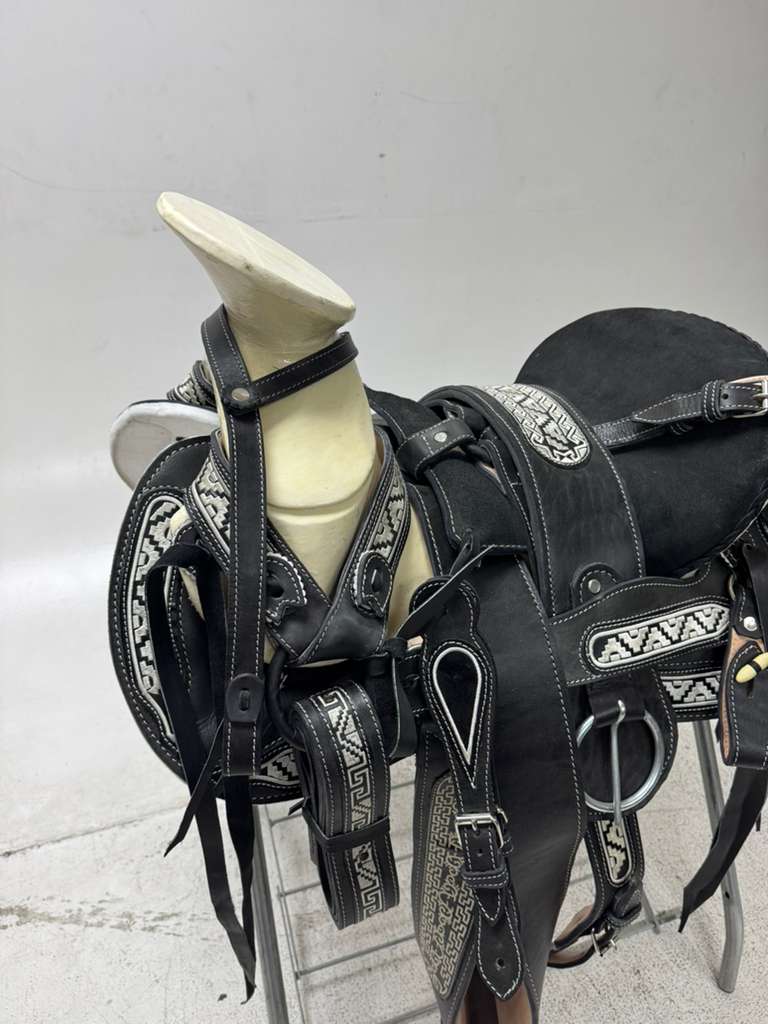 Charro Saddle 15.5” – Noir Elite II Bordada – Set Completo