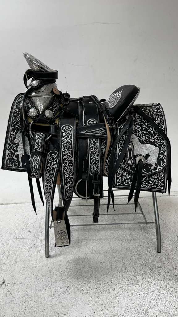 Charro Saddle – Black & Silver “El Guerrero Floral” Edition (15.5”)