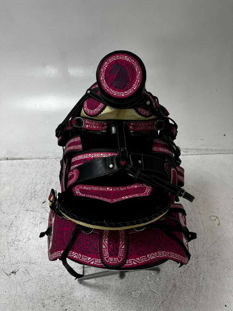 Charro Saddle – Magenta & Black “La Rosa Fuerte” Edition (15.5”)