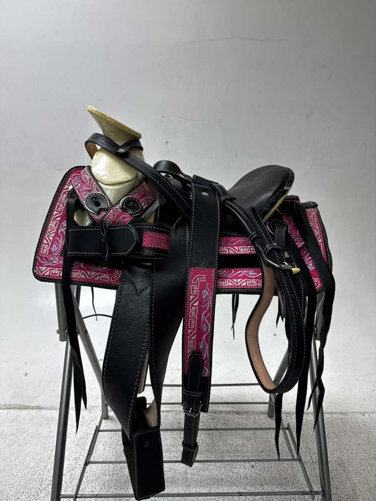 Charro Pony Saddle – Black & Pink “La Chiquita Fresa” Edition (Pony Size)