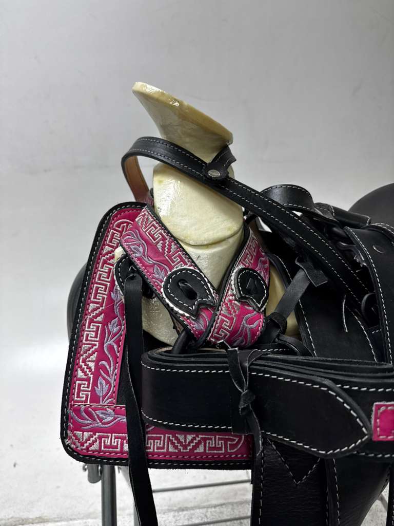 Charro Pony Saddle – Black & Pink “La Chiquita Fresa” Edition (Pony Size)