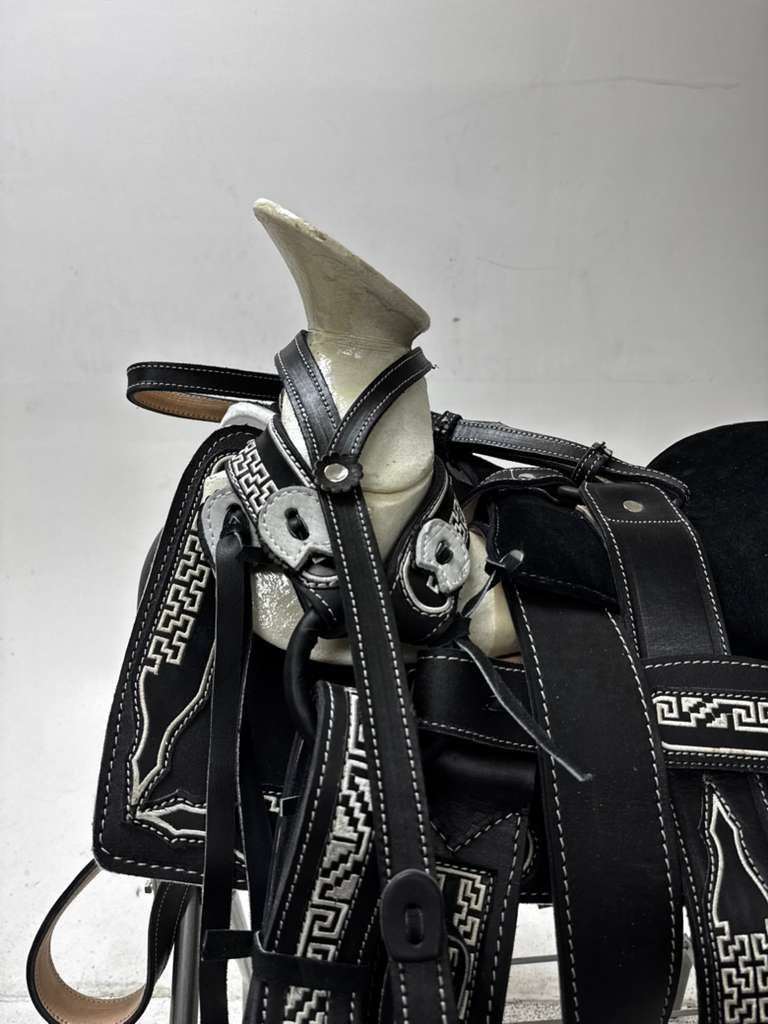 Charro Pony Saddle – Black & White “El Jinete” Edition (Pony)