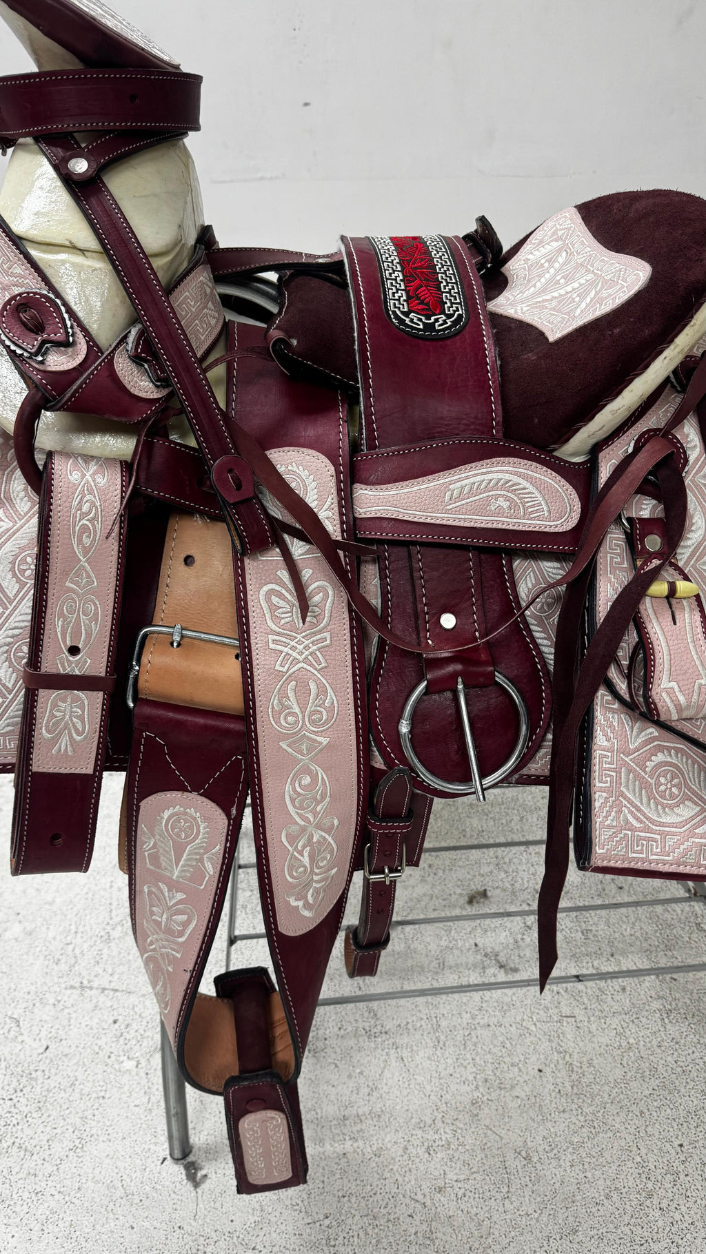 Charro Saddle – Burgundy Leather with Silver Bordado Accents (15.5”) “El Hidalgo”