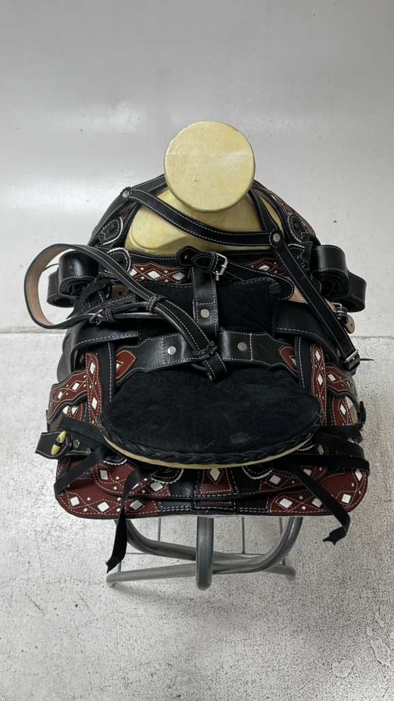 Pony Charro Saddle – Black & Burgundy “Diamante Rojo” Edition (13”)