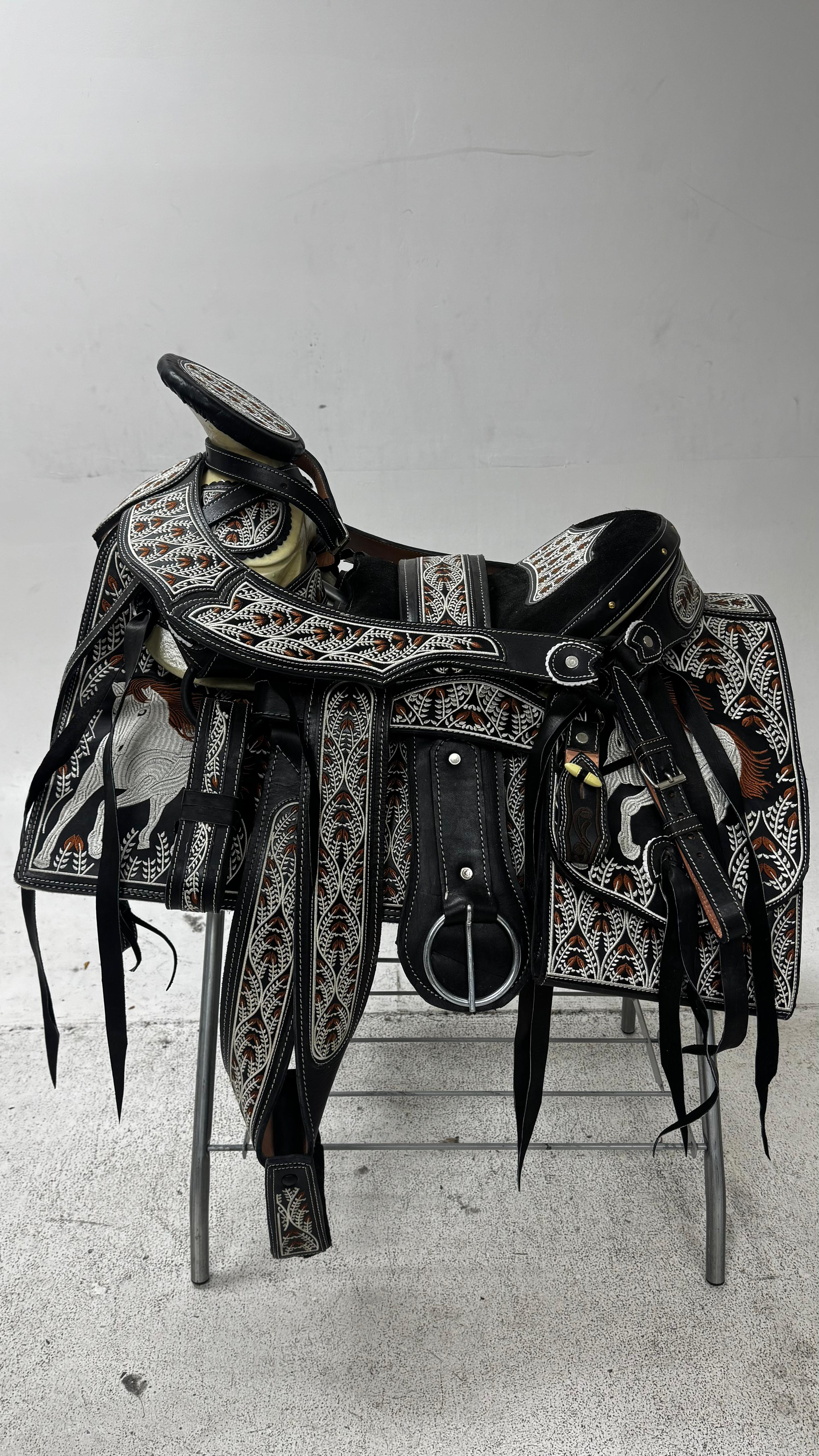 Charro Saddle – Black Leather with White & Copper Embroidery (15.5”) “El Centauro”