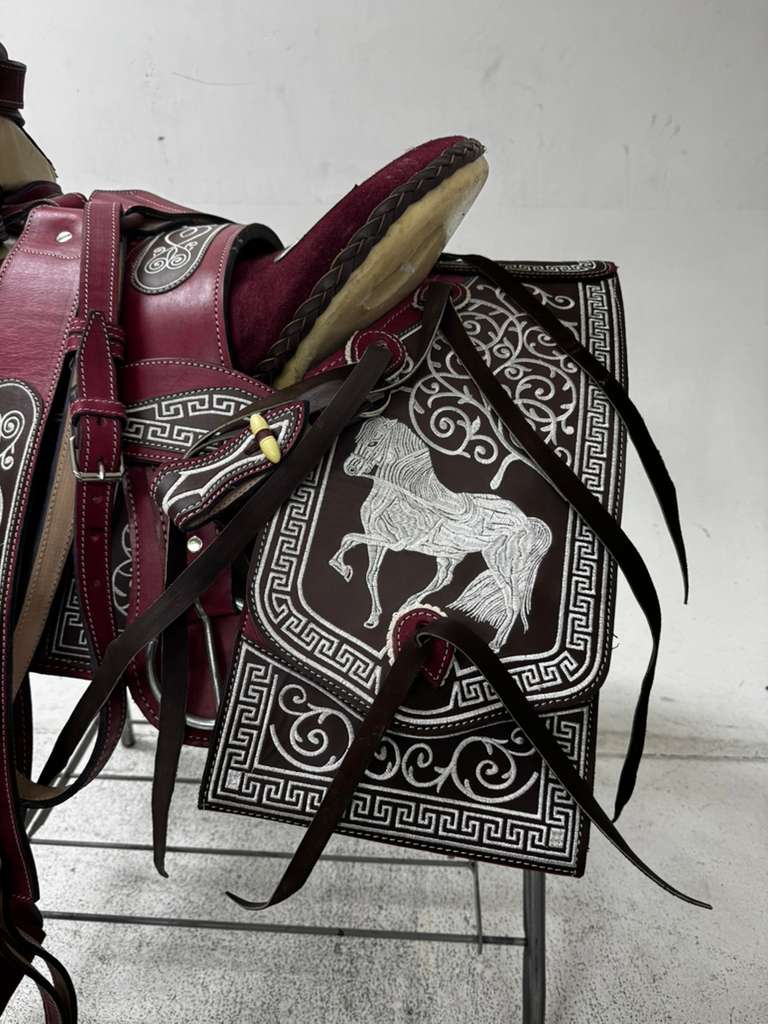 Charro Saddle – Burgundy & Silver “El Centenario” Edition (15.5”)