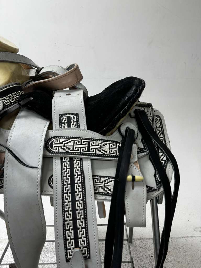 Charro Pony Saddle – Gray & Black “La Gris Perla” Edition (Pony Size)