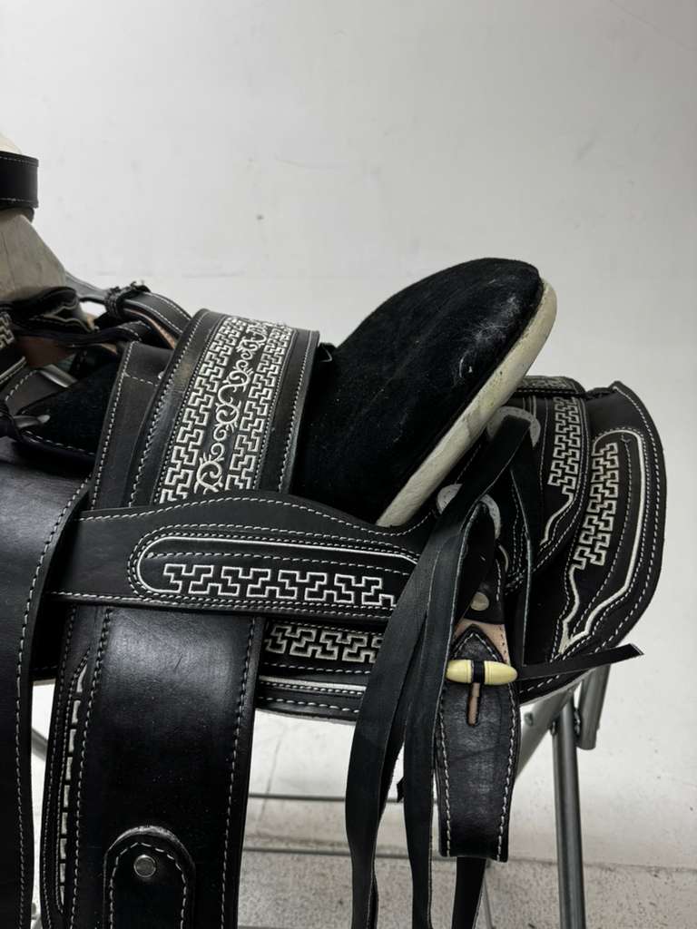 Charro Saddle – Black & White Greca Edition (15.5”)