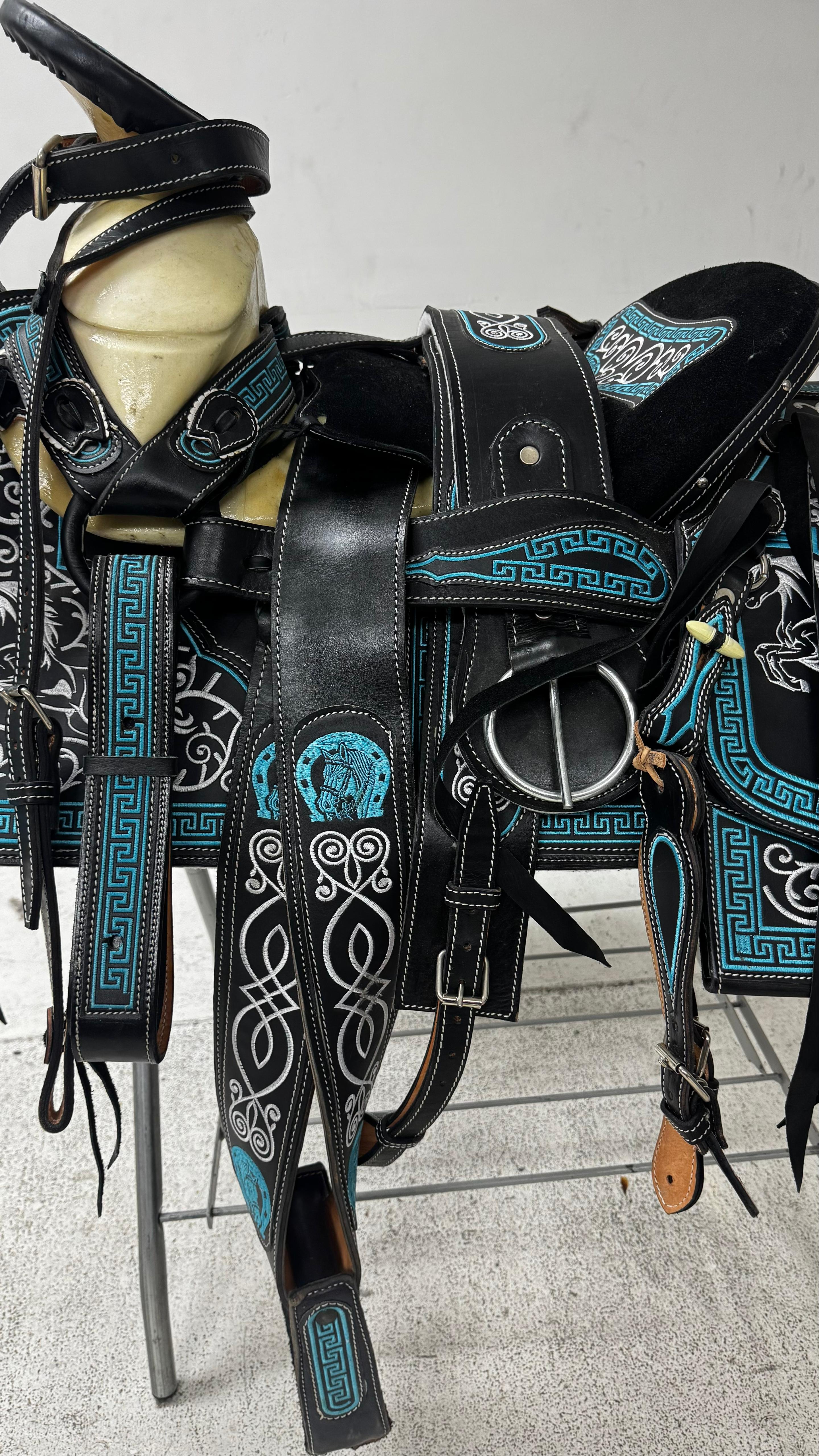 Charro Saddle – Black Leather with Turquoise & Silver Embroidery (15.5”) “El Fénix”