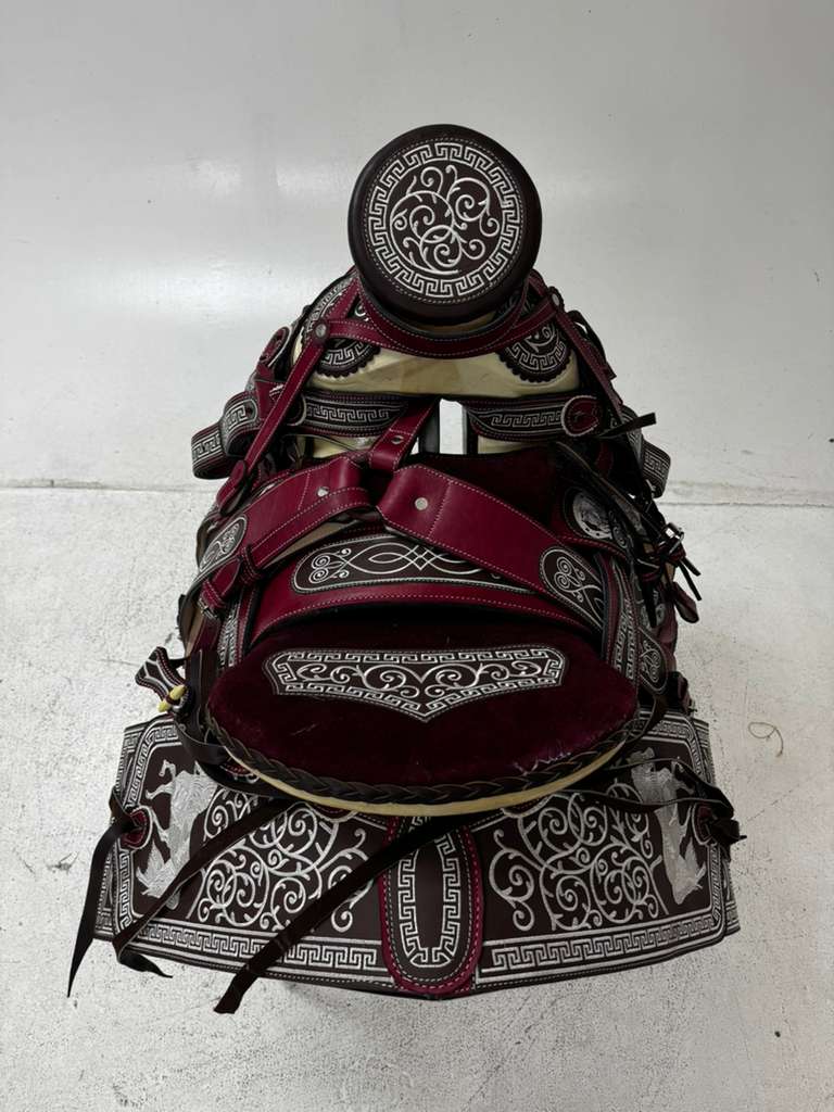 Charro Saddle – Burgundy & Silver “El Centenario” Edition (15.5”)