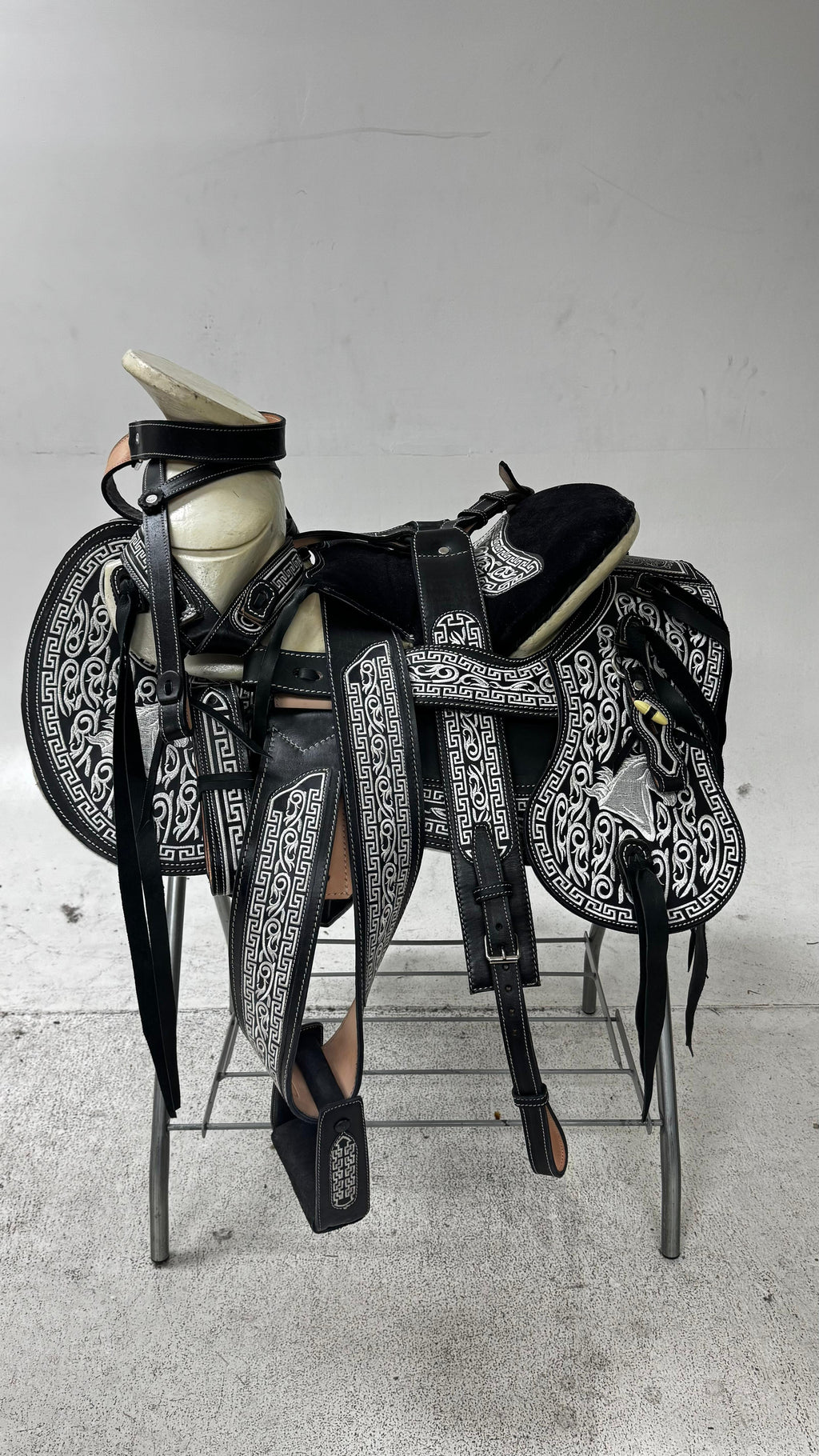 Charro Saddle – Black Suede & Silver Embroidered Leather (15.5”) “Elegancia Negra”