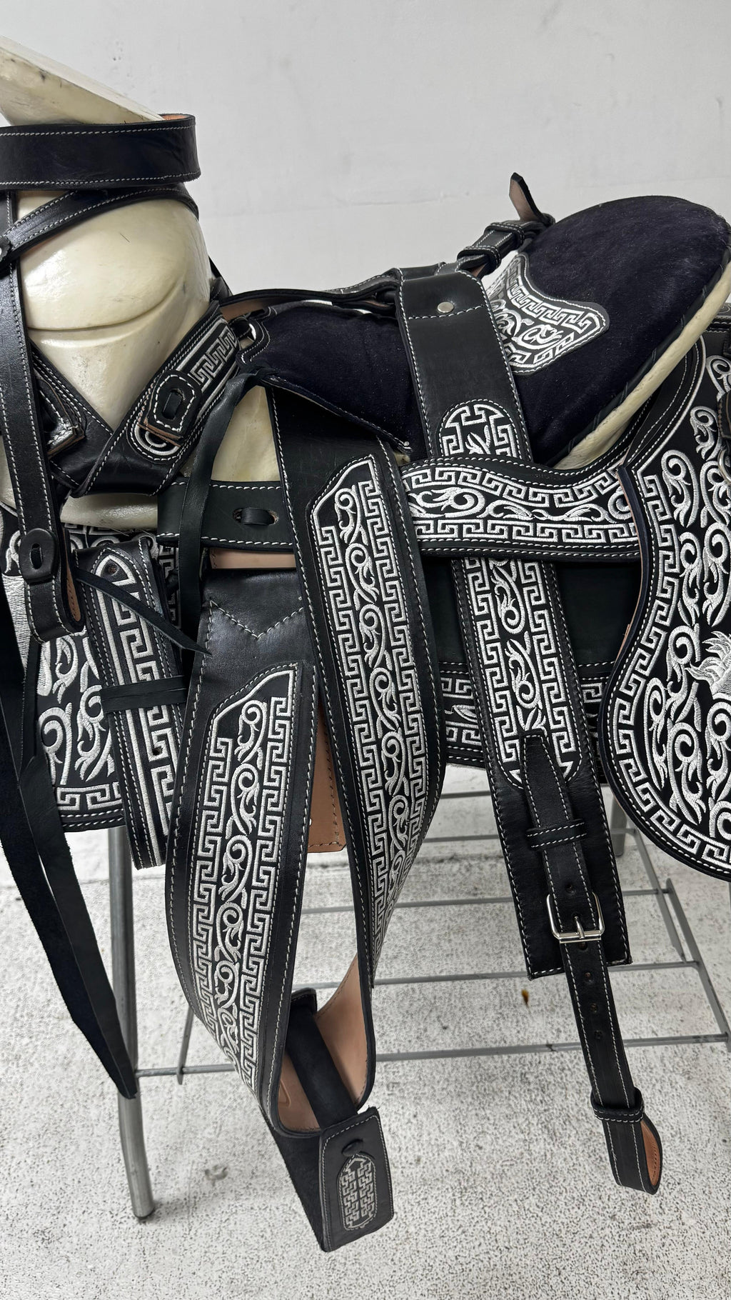 Charro Saddle – Black Suede & Silver Embroidered Leather (15.5”) “Elegancia Negra”