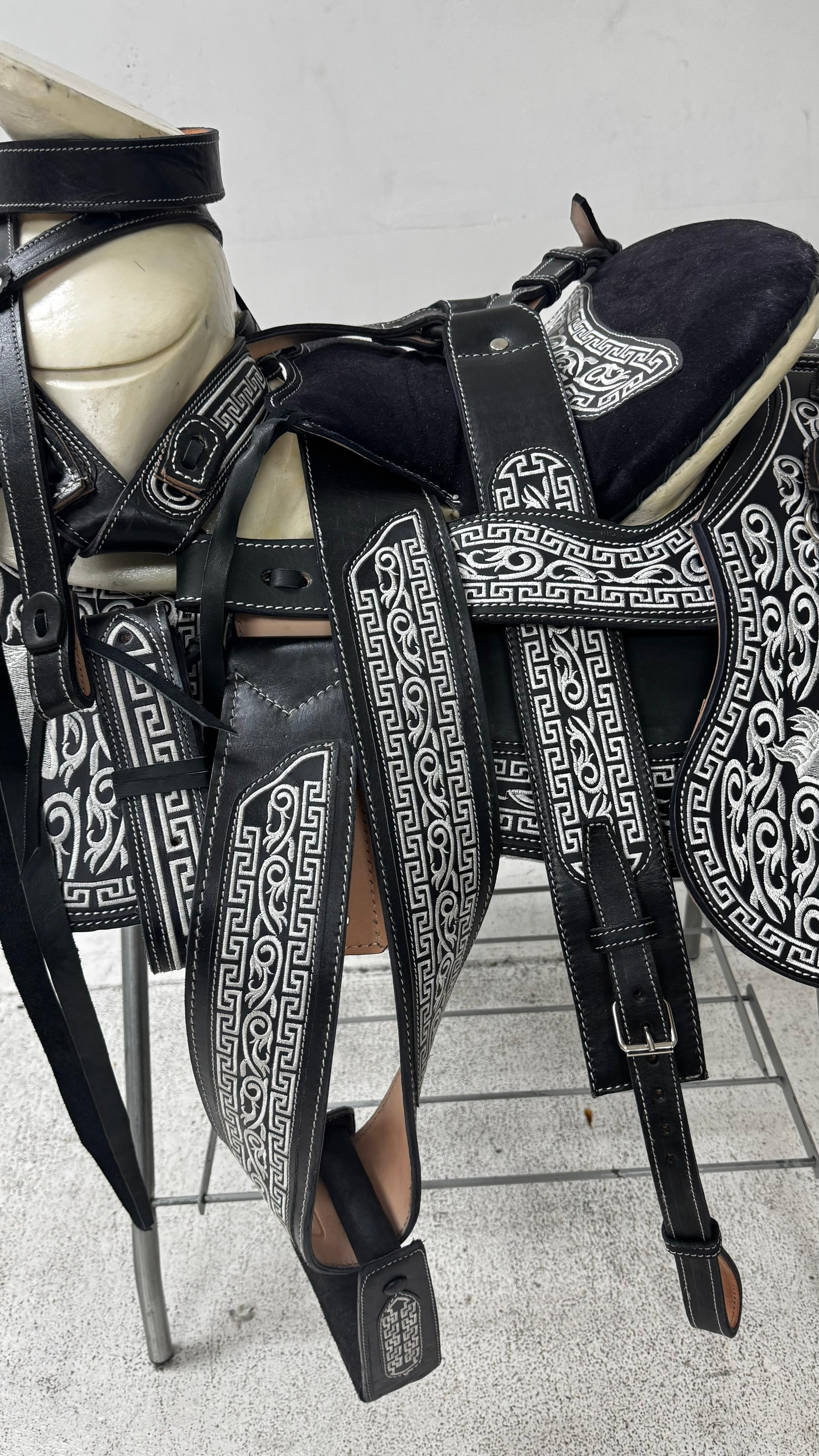 Charro Saddle – Black Suede & Silver Embroidered Leather (15.5”) “Elegancia Negra”