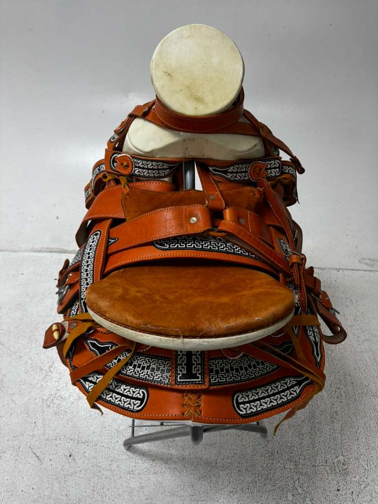 Charro Saddle – Light Chestnut “El Vaquero Miel” Edition (15.5”)