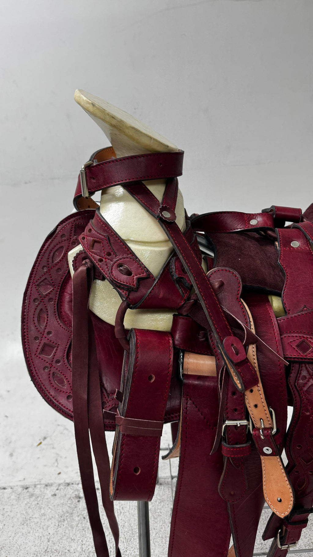 Charro Saddle – Deep Wine Leather with Hand-Tooled Design (15.5”) “El Noble”