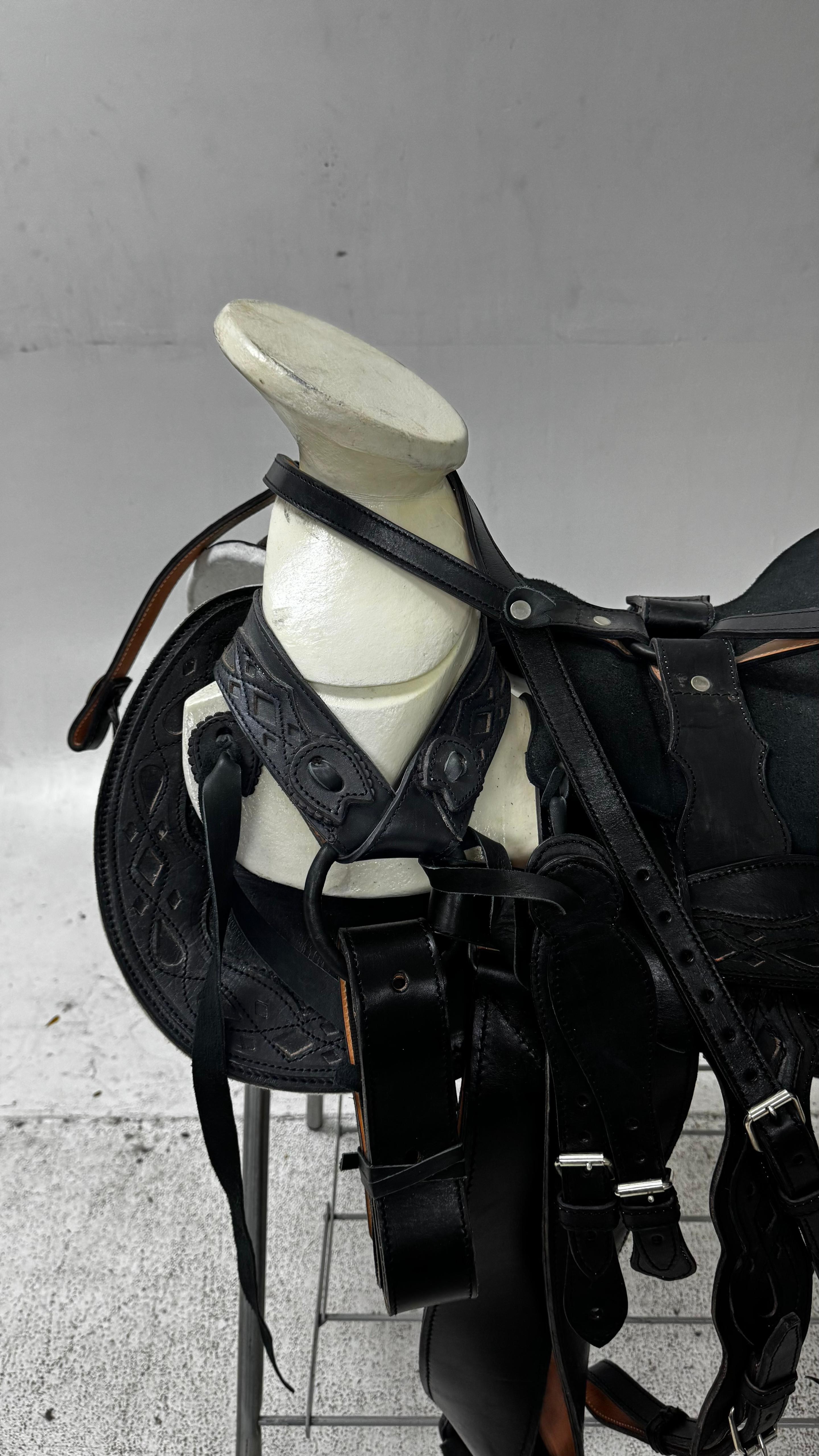 Charro Saddle – All Black Leather with Tooled Design (15.5”) “El Eclipse”