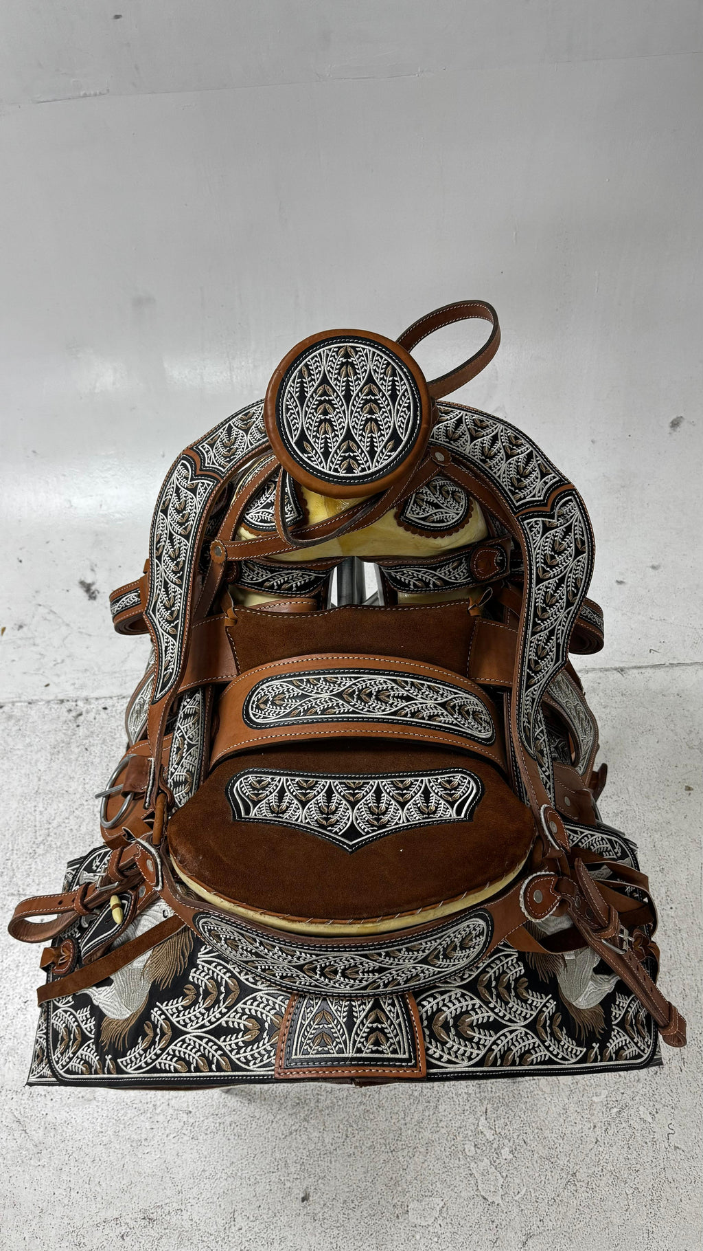 Charro Saddle – Tan Leather with Black & Silver Embroidery (15.5”) “El Cazador”