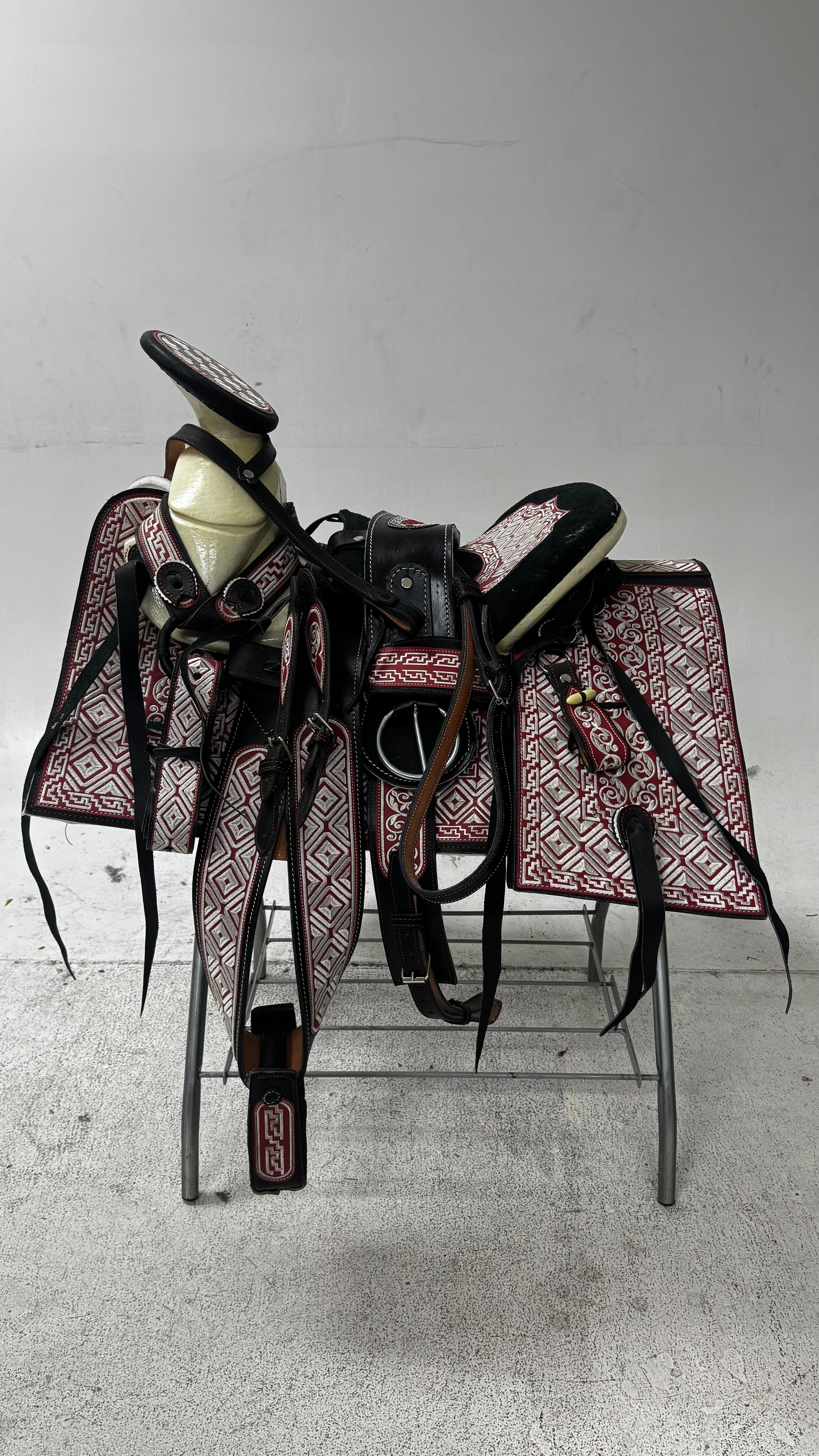 Charro Saddle – Black Leather with Red & White Embroidery (15.5”) “El Diamante”