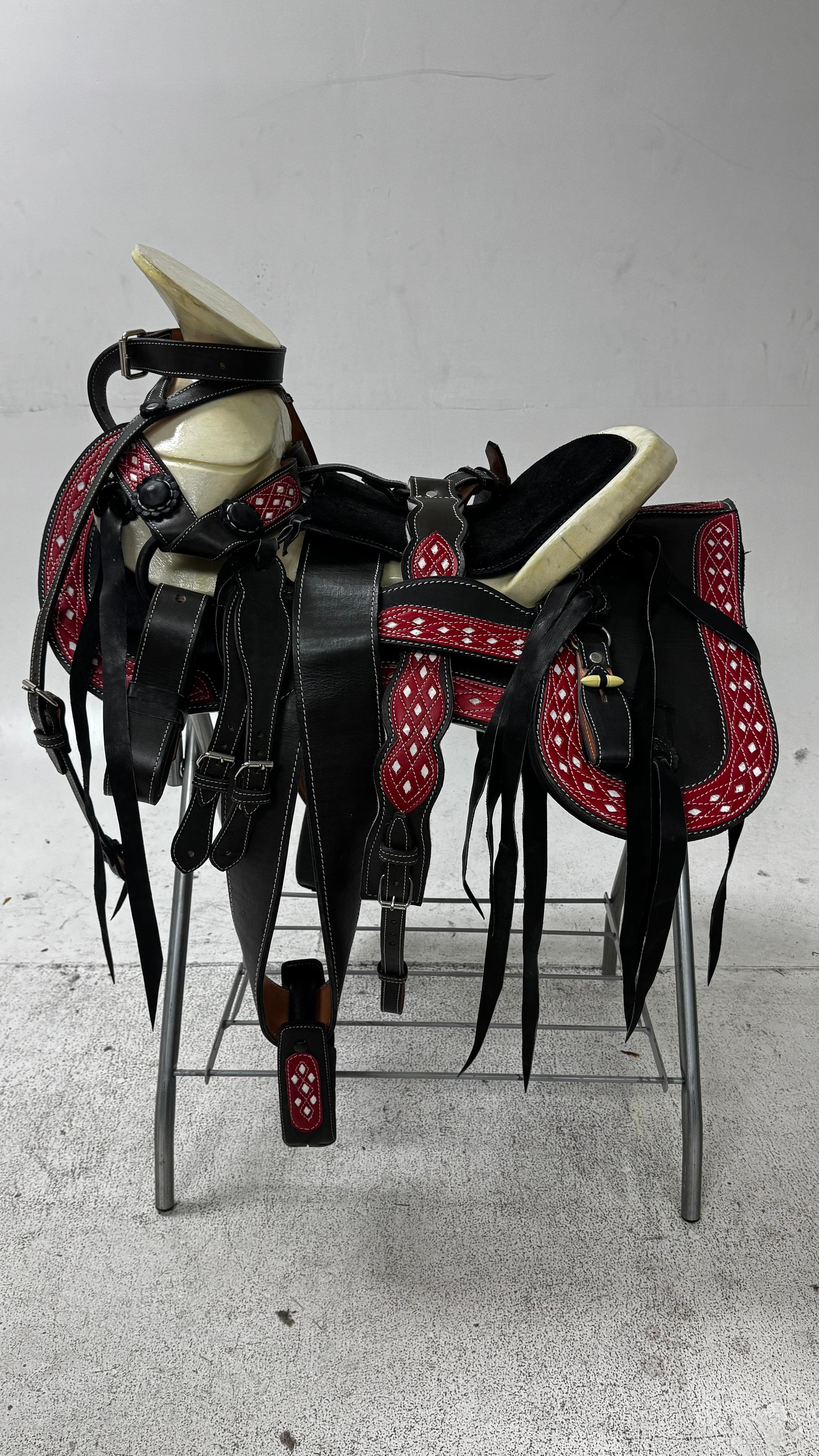 Charro Saddle – Black Leather with Red & White Detailing (15.5”) “El Guerrero Rojo”