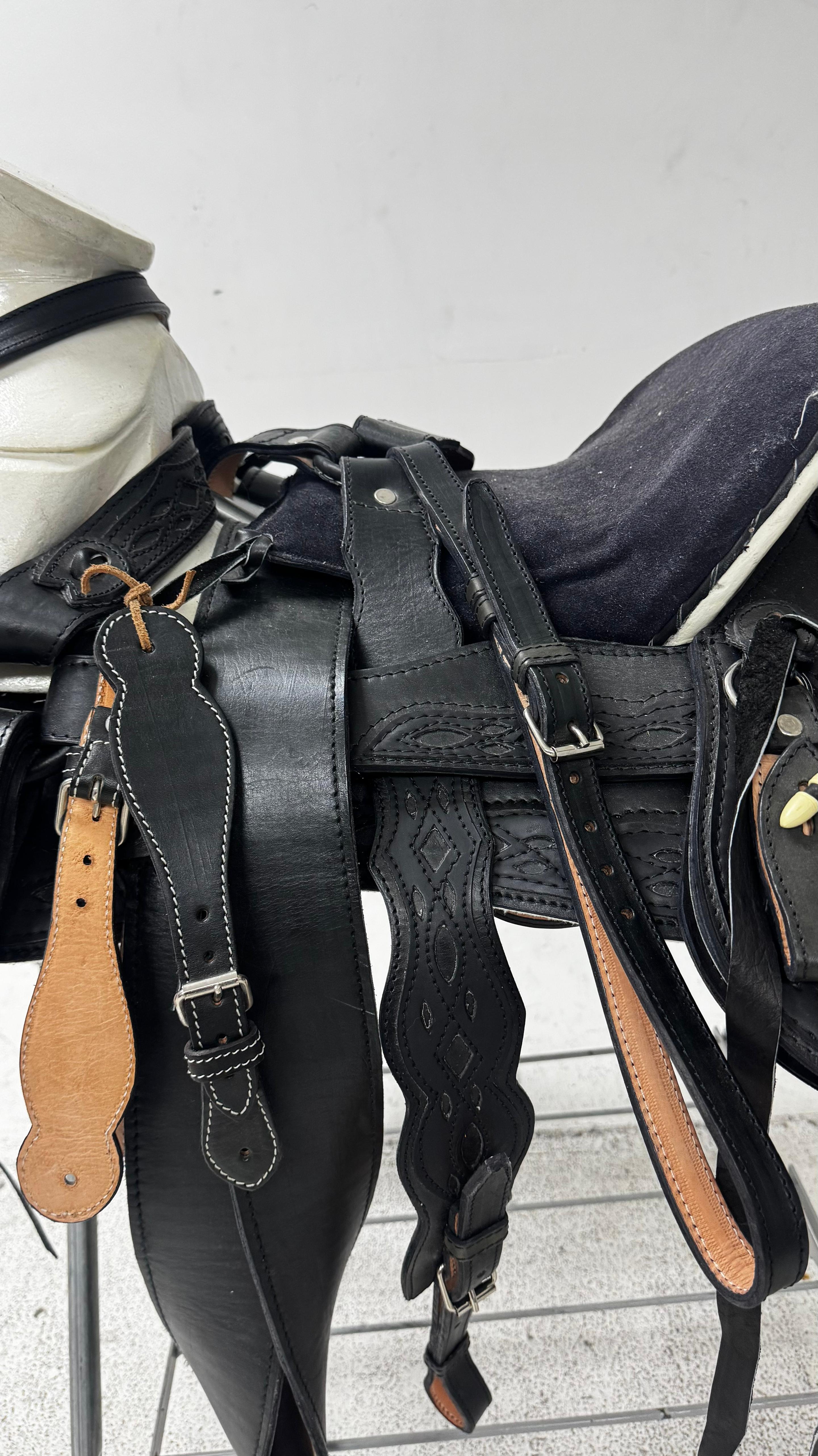 Charro Saddle – All-Black Leather with Suede Detailing (15.5”) “El Fantasma”