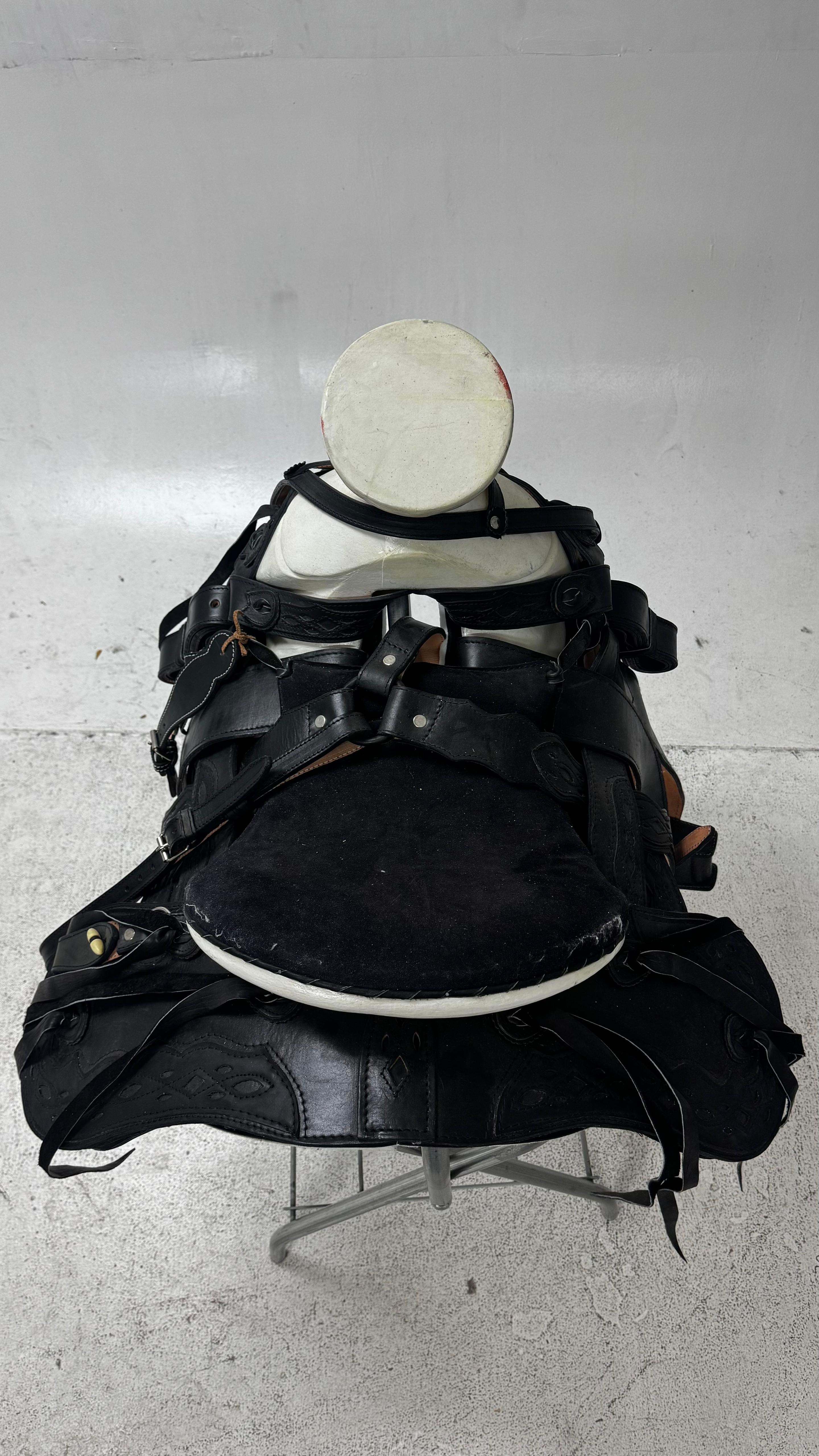 Charro Saddle – All-Black Leather with Suede Detailing (15.5”) “El Fantasma”