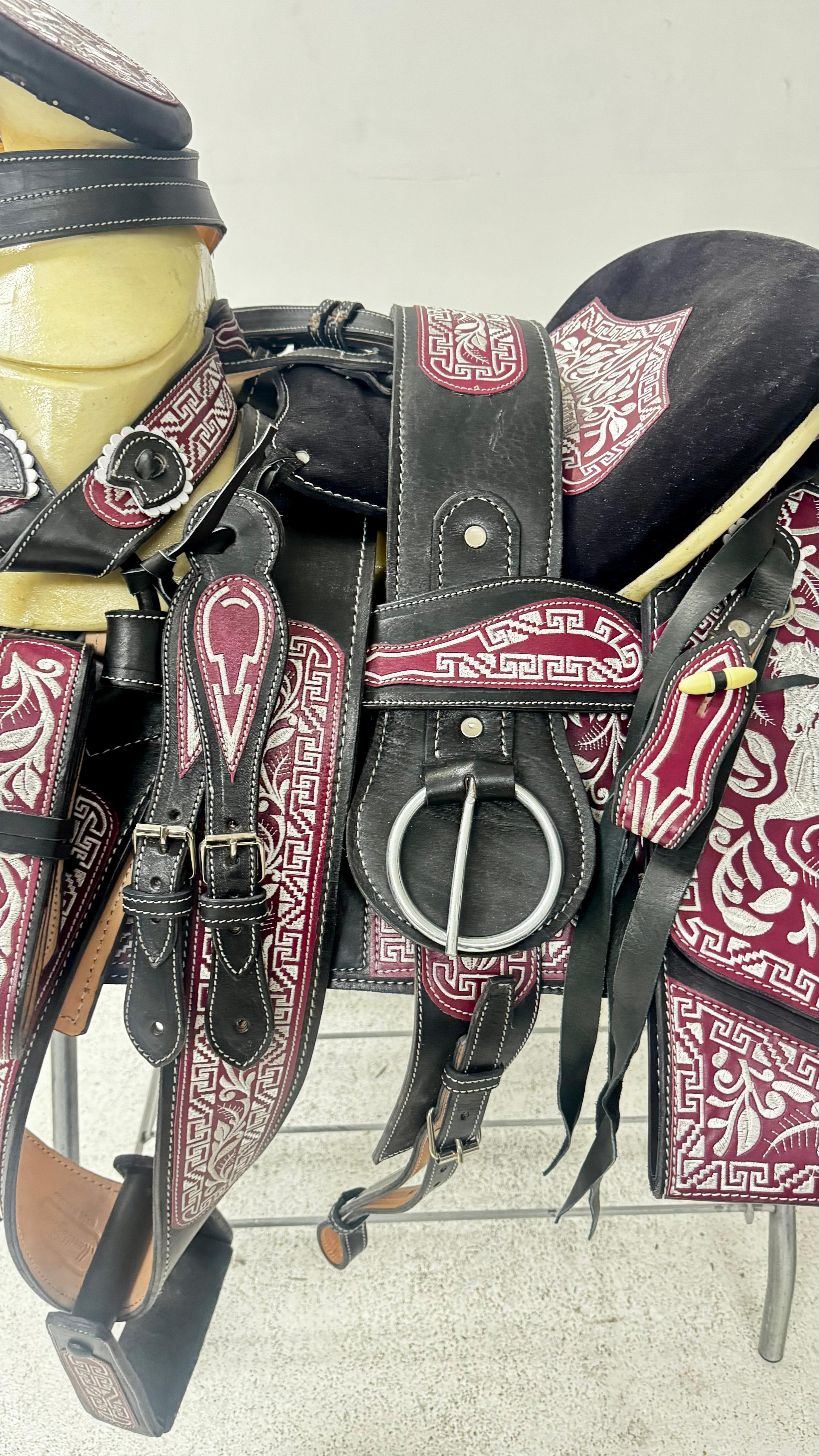 Charro Saddle - Black & Burgundy Floral 15.5"