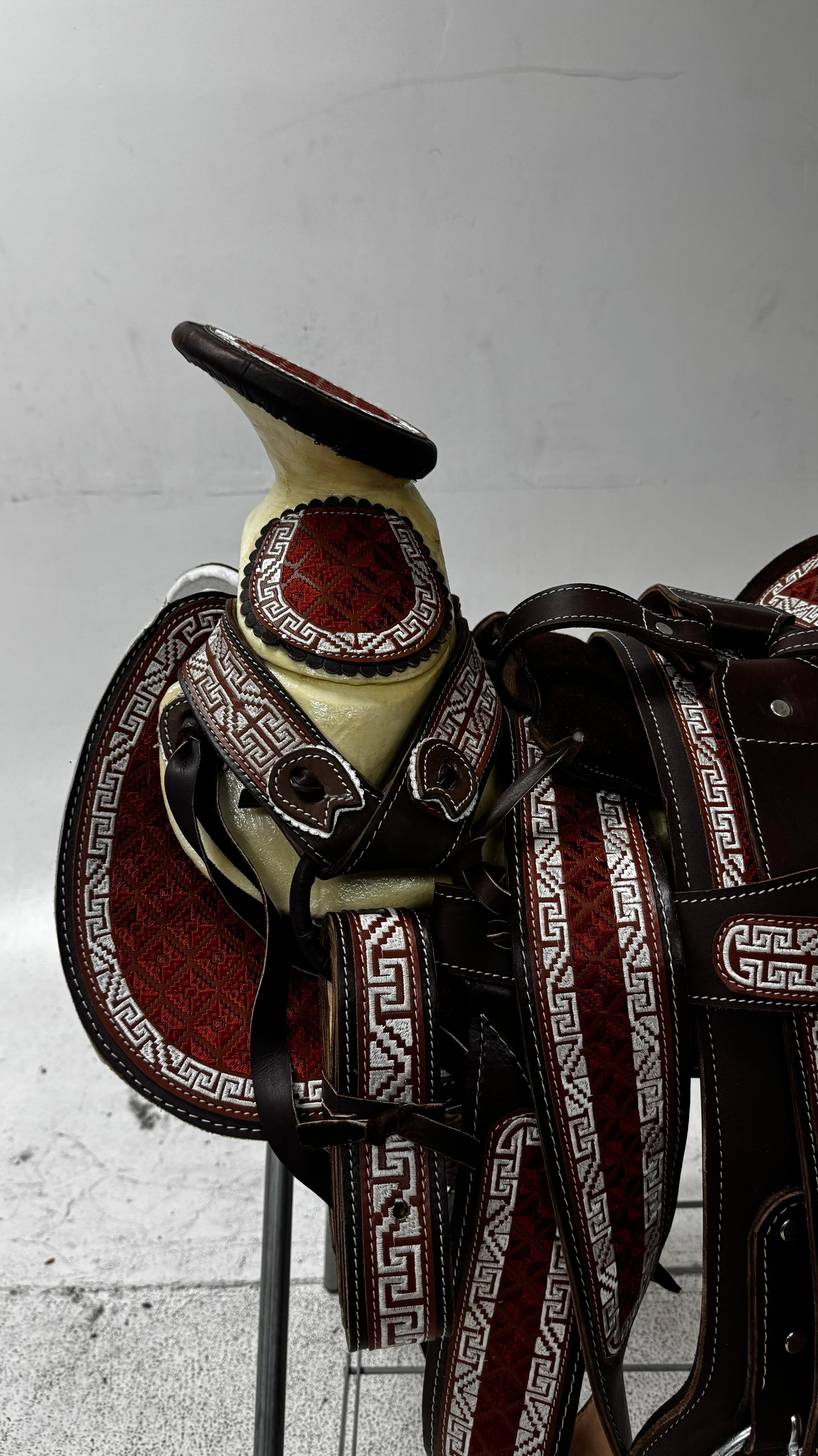 Charro Saddle – Brown & Red Embroidered “50 Pesos Edition” (15.5”)