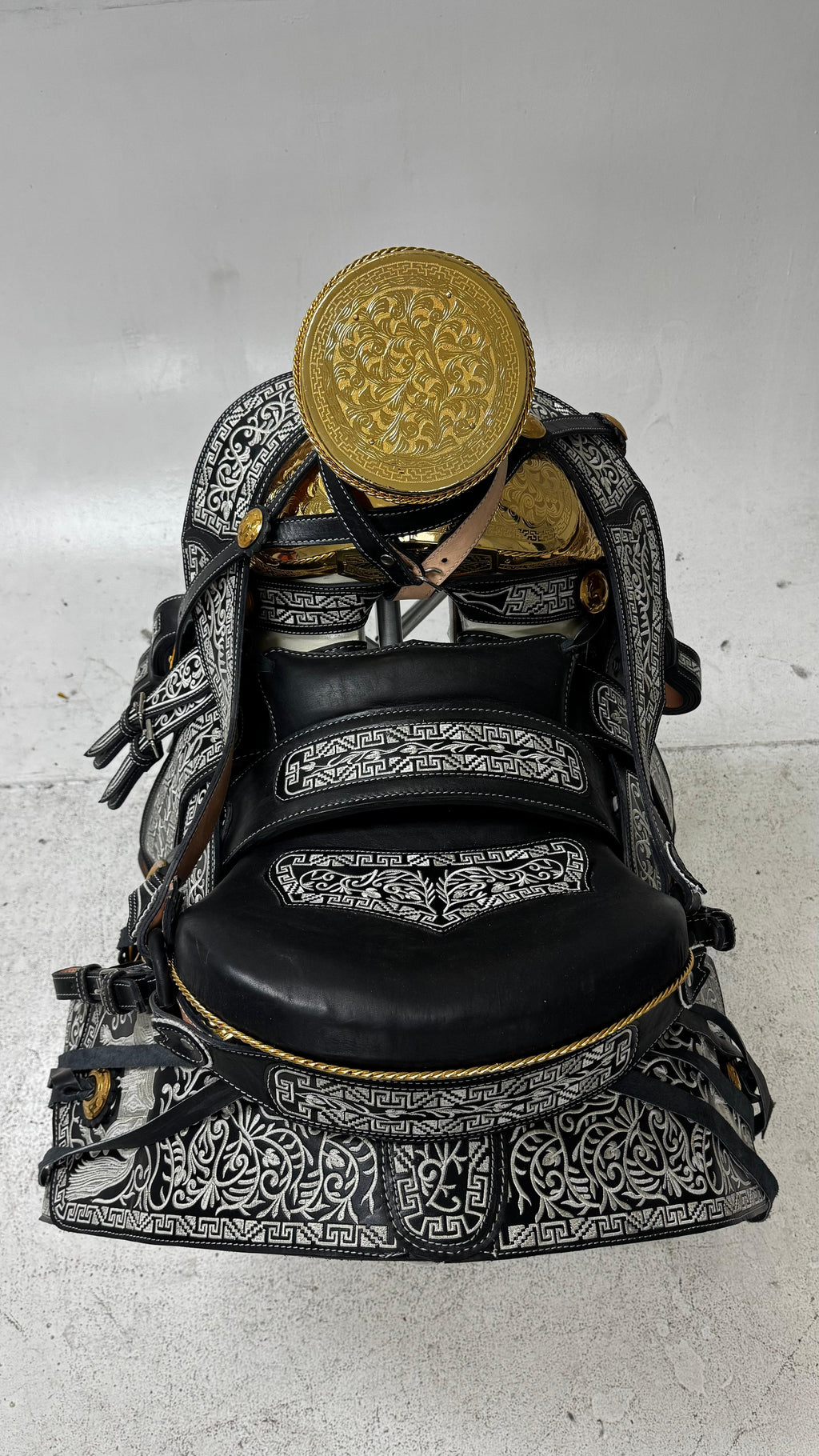 Charro Saddle – Black & Silver with Gold Accents “El Emperador” Edition (15.5”)