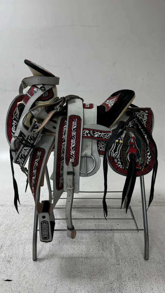 Charro Saddle – White & Red “La Guadalupana” Edition (15.5”)