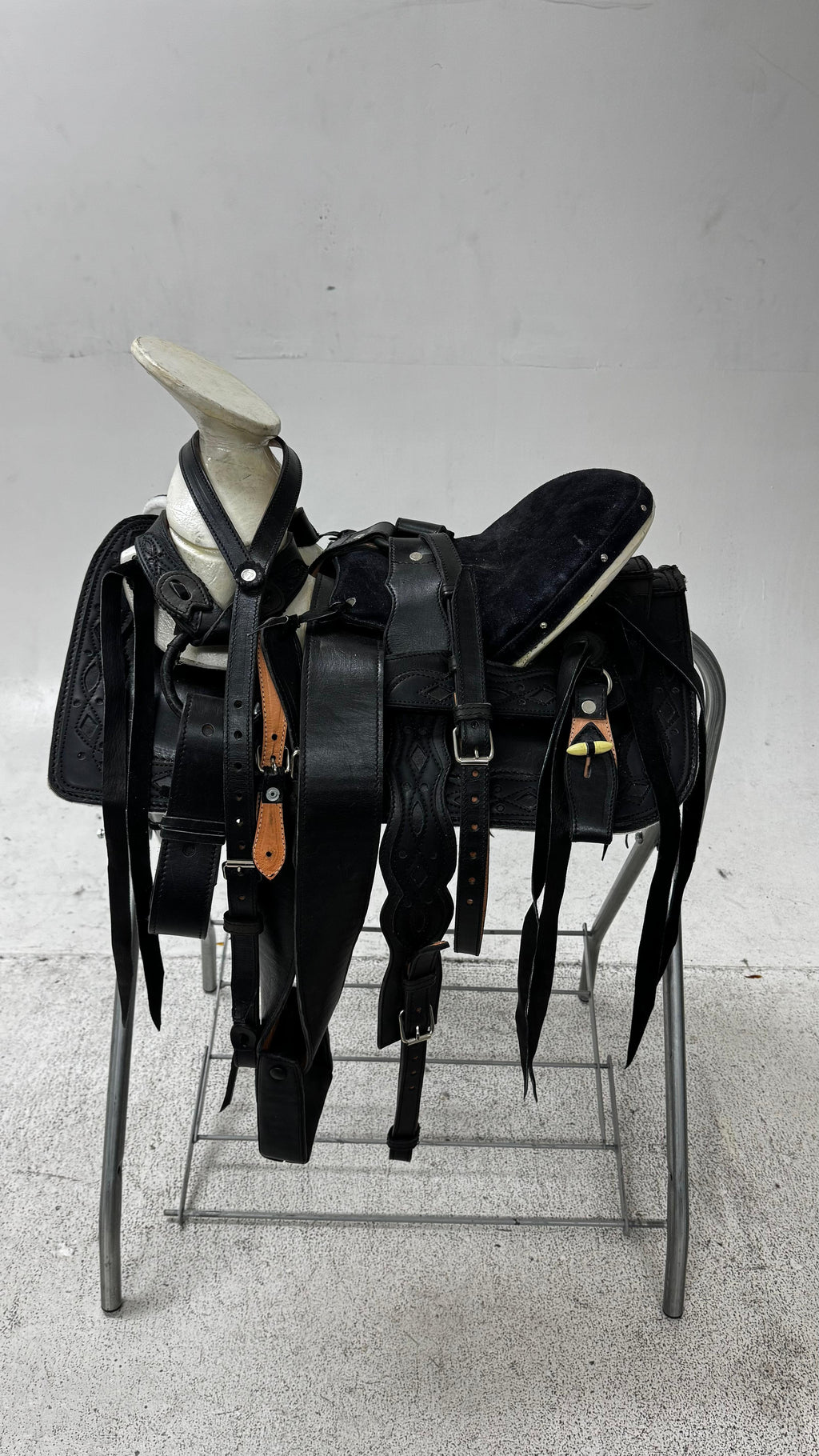Charro Pony Saddle – Black Leather (12.5”) “El Potrillo Negro”