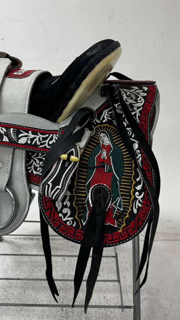 Charro Saddle – White & Red “La Guadalupana” Edition (15.5”)