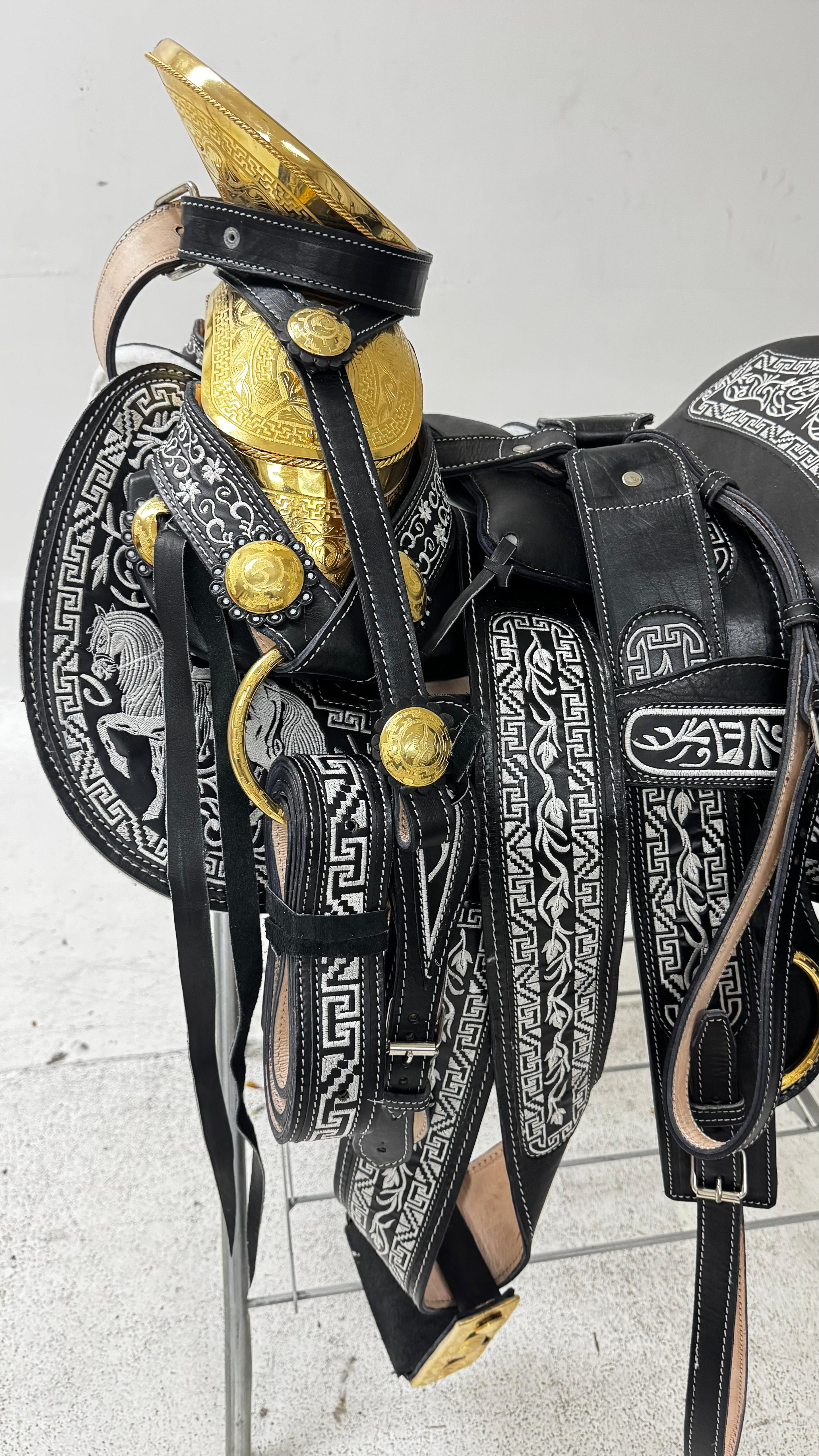 Charro Saddle – Black with Silver & Gold “El Centenario” Edition (15.5”)