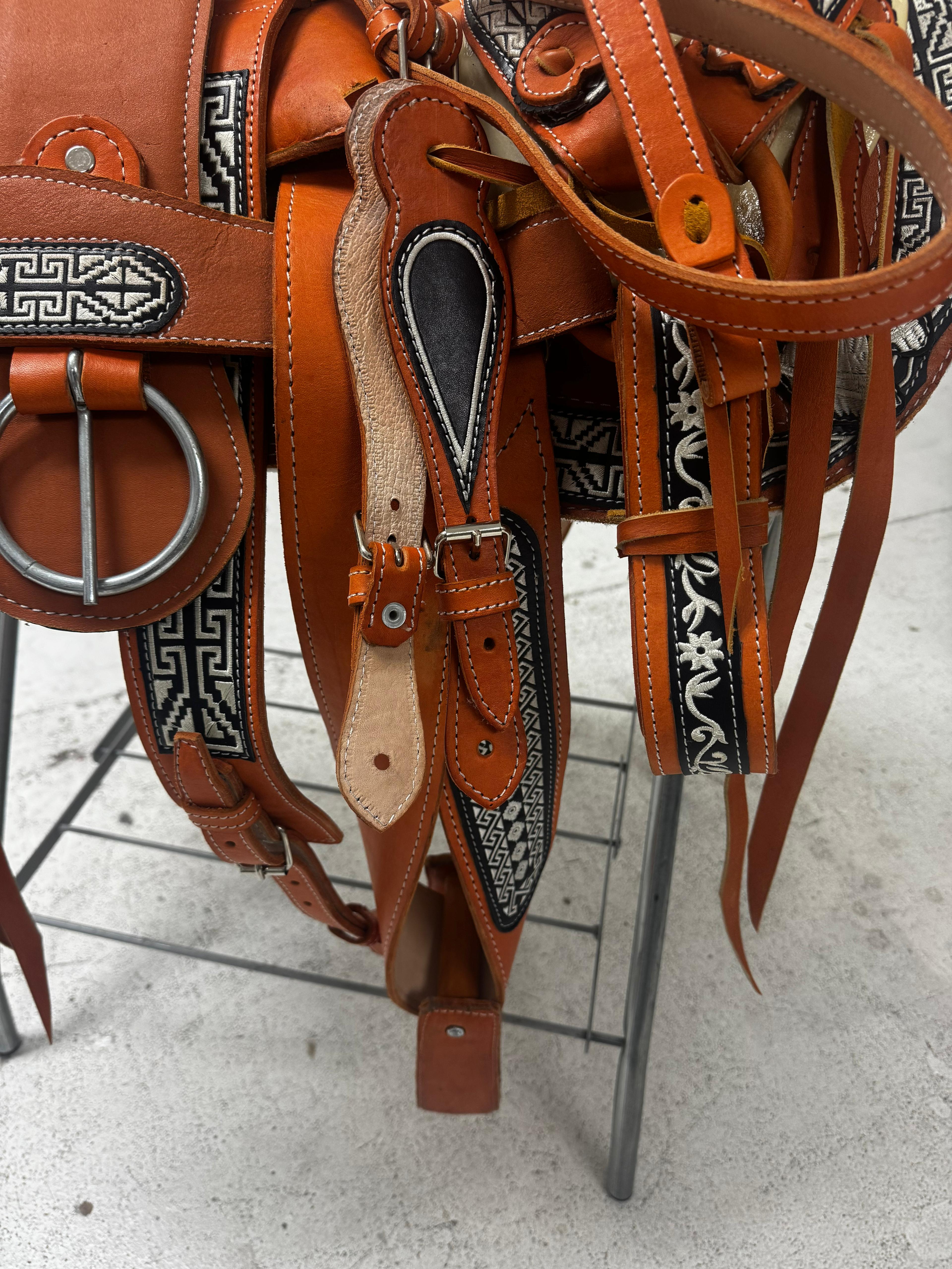 Charro Saddle – Tan Leather with Black & White Greca Embroidery (15.5”) “El Guerrero”