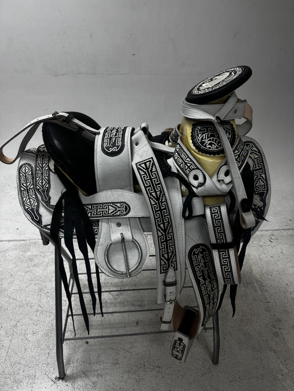 Charro Saddle – White Leather with Black Embroidery (15.5”) “El Caballero”