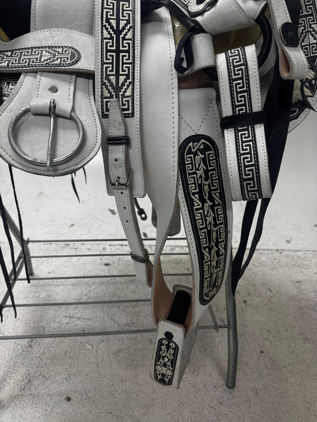 Charro Saddle – White Leather with Black Embroidery (15.5”) “El Caballero”