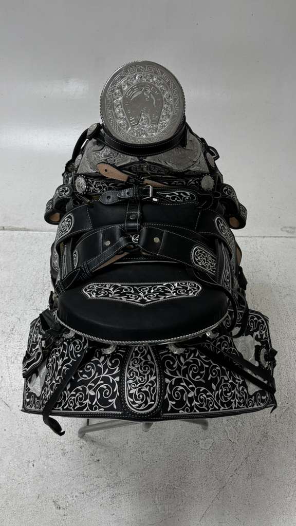 Charro Saddle – Black & Silver “El Guerrero Floral” Edition (15.5”)