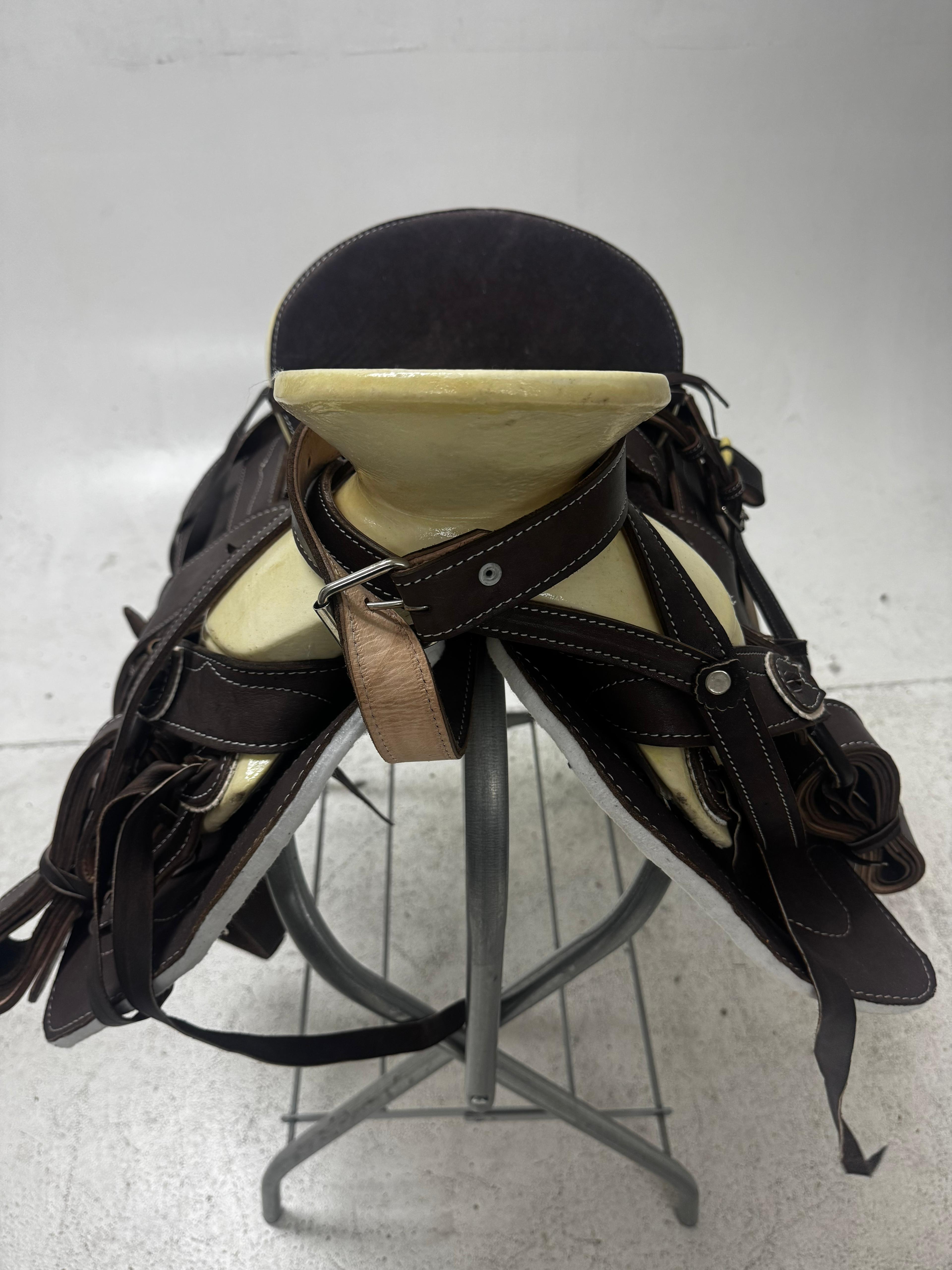 Charro Saddle – Chocolate Brown Leather with Suede Seat (15.5”) “El Cafetero”