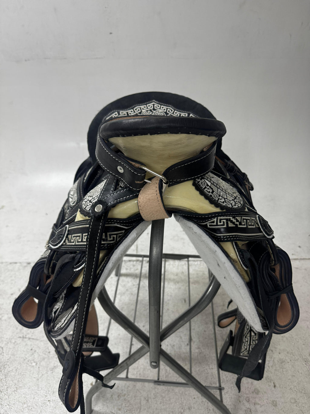 Charro Saddle – Black Leather with White Embroidery (15.5”) “El Guerrero”