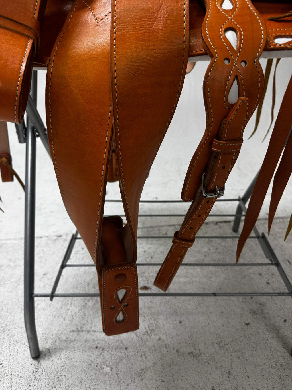 Charro Saddle – Tan Leather with Brown Suede Seat (15.5”) “El Solado”