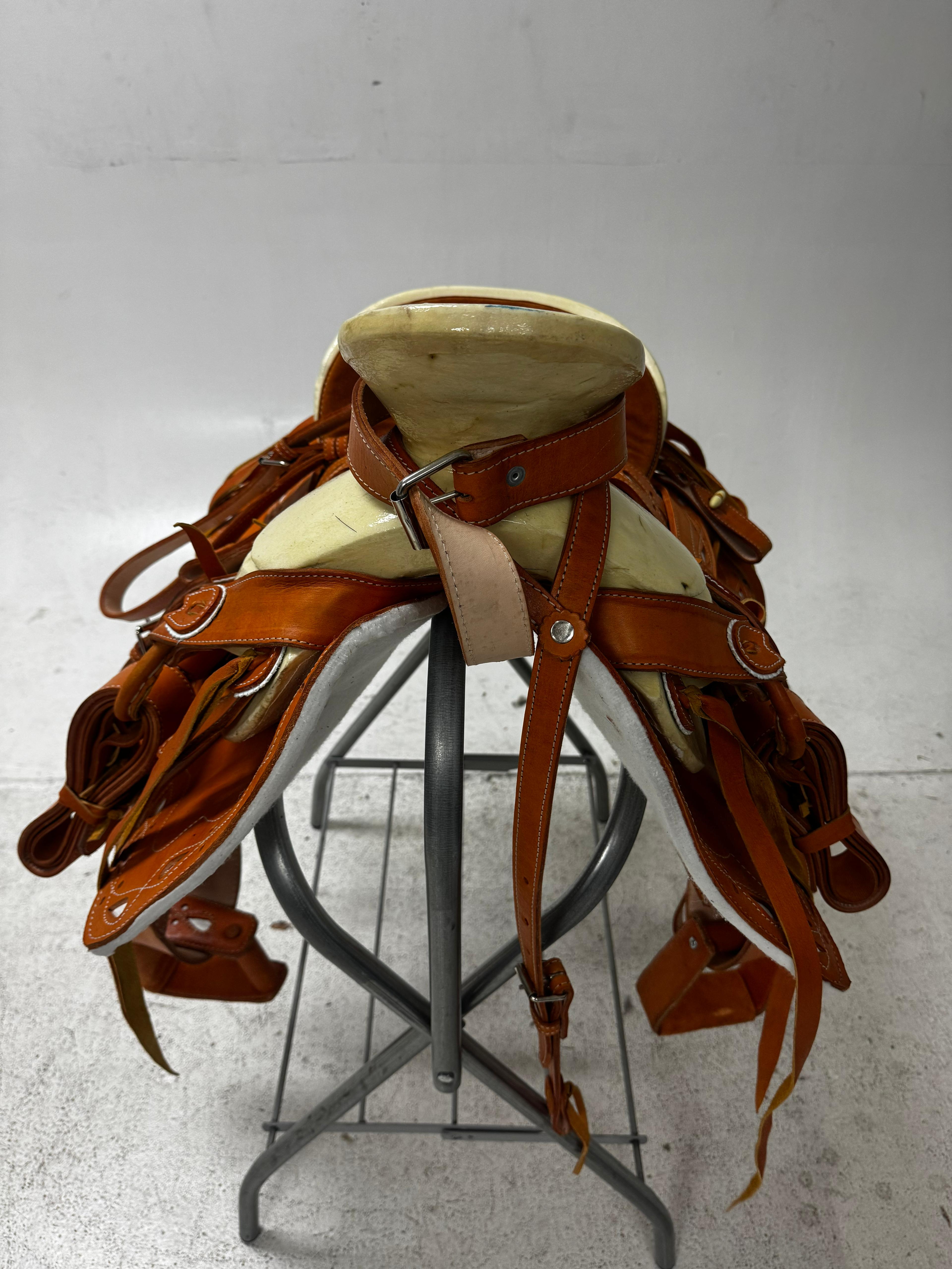 Charro Saddle – Tan Leather with Brown Suede Seat (15.5”) “El Solado”