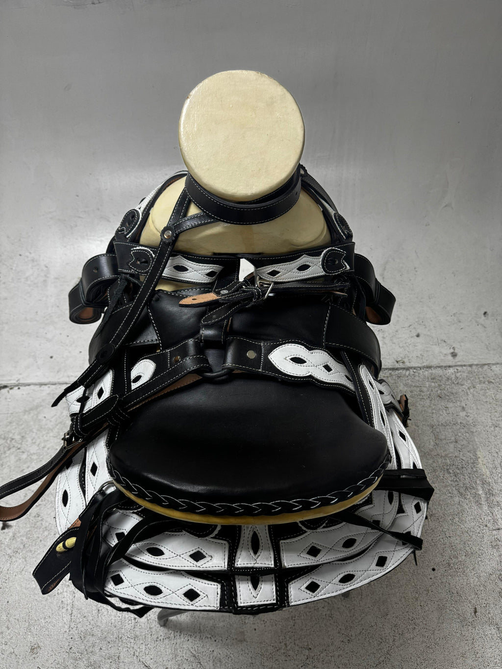 Charro Saddle – Black & White Leather with Smooth Black Seat (15.5”) “El Diamante”