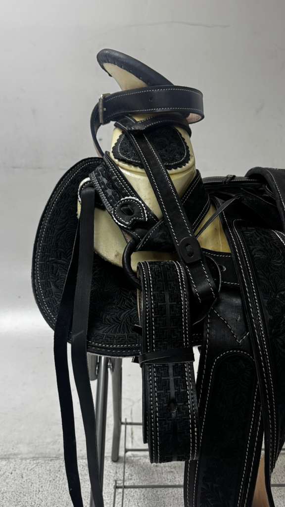 Charro Saddle – Black “La Sombra Elegante” Edition (15.5”)