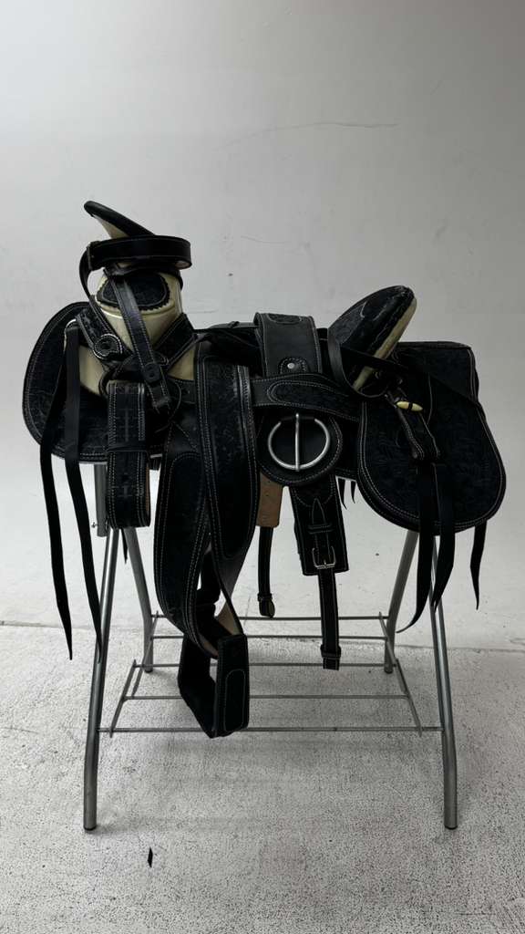 Charro Saddle – Black “La Sombra Elegante” Edition (15.5”)